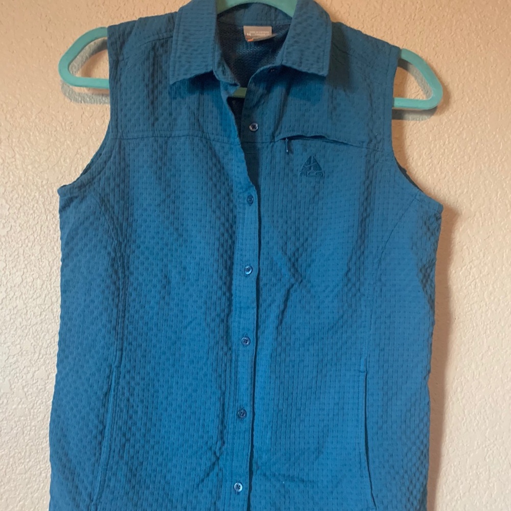 Reebok Athletic Top